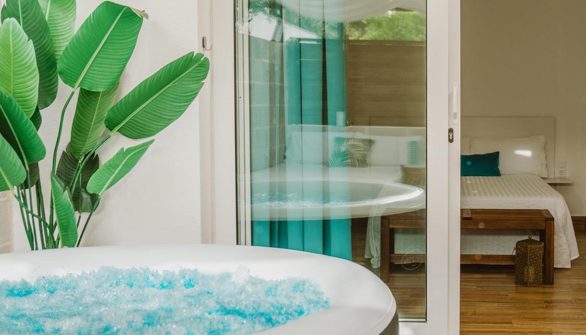 La Calita Escondida - Jacuzzi Y Cocina En Terraza Privada - Piscina Y Parking Gratis Apartment Chiclana de la Frontera Luaran gambar